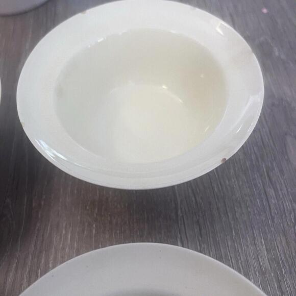 Wedgwood Patrician Ramekins chipped and/or staining (4)‎ - Picture 4 of 9